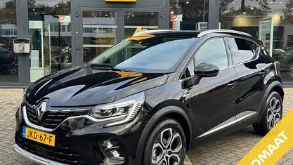 Gebruikt 2023 Renault Captur Intens SUV | € 25.945 (Eerlijke prijs)