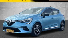 Gebruikt 2021 Renault Clio V Intens Hatchback | € 15.950 (Eerlijke prijs)