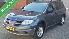 Grijs Gebruikt 2006 Mitsubishi Outlander Invite SUV | € 3.495 (Eerlijke prijs)