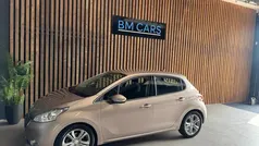 Grijs Gebruikt 2012 Peugeot 208 Allure Hatchback | € 6.195 (Eerlijke prijs)