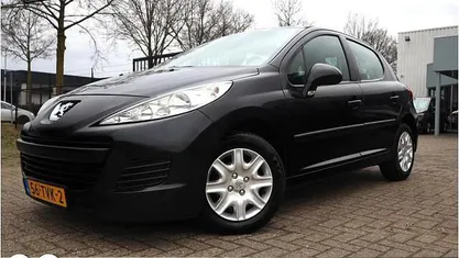 Zwart Gebruikt 2010 Peugeot 207 Hatchback | € 2.950 (Eerlijke prijs)