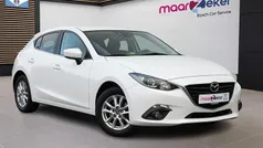 Wit Gebruikt 2016 Mazda 3 Hatchback | € 16.250 (Eerlijke prijs)