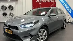 Lunar silver m Gebruikt 2023 Kia Ceed Sportswagon Stationwagen | € 25.900 (Eerlijke prijs)