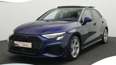 Blauw Gebruikt 2024 Audi A3 Sportback S-Line Hatchback | € 37.900 (Eerlijke prijs)