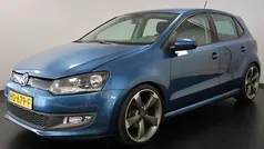 Blauw Gebruikt 2015 VW Polo Hatchback | € 7.650 (Eerlijke prijs)