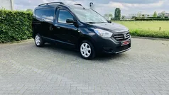 Zwart Gebruikt 2017 Dacia Dokker Van | € 10.950 (Eerlijke prijs)