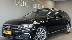 Zwart Gebruikt 2022 VW Passat Business Stationwagen | € 24.950 (Eerlijke prijs)