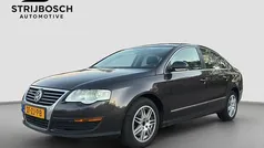 Bruin (metallic) Gebruikt 2008 VW Passat Business Sedan | € 2.990 (Eerlijke prijs)