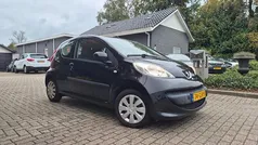 Zwart Gebruikt 2008 Peugeot 107 Hatchback | € 1.999 (Eerlijke prijs)