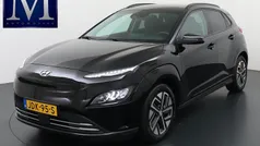Zwart Gebruikt 2023 Hyundai Kona SUV | € 26.899 (Eerlijke prijs)
