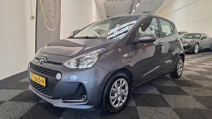 Grijs (metallic) Occasion 2019 Hyundai i10 Comfort Hatchback | € 8.995 (Eerlijke prijs)