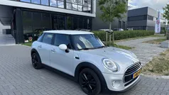 Wit Gebruikt 2018 Mini Cooper Salt Hatchback | € 16.990 (Eerlijke prijs)