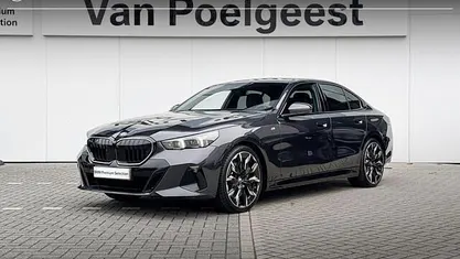 Occasion BMW 520 Comfort Edition 208 PK (152 kW) 2025 Sophistograu brillianteffect metallic (grijs metallic) Sedan