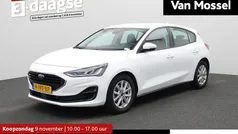 Wit Gebruikt 2022 Ford Focus Hatchback | € 15.400 (Eerlijke prijs)