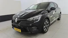 Gebruikt 2022 Renault Clio V Evolution Hatchback | € 16.495 (Eerlijke prijs)