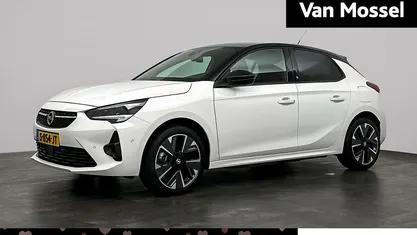 Wit Occasion 2023 Opel Corsa-e GS Line Hatchback | € 19.940 (Eerlijke prijs)