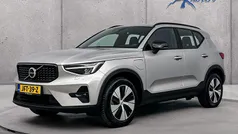 Grijs Gebruikt 2023 Volvo XC40 Inscription SUV | € 39.900 (Eerlijke prijs)