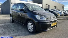 Gebruikt 2017 VW up! high up! Hatchback | € 6.999 (Goede deal)