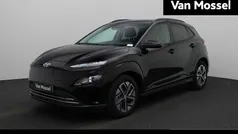 Zwart Gebruikt 2023 Hyundai Kona SUV | € 21.400 (Goede deal)