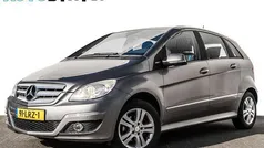 Gebruikt 2010 Mercedes B180 Business MPV | € 3.450 (Eerlijke prijs)