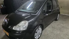 Zwart Gebruikt 2011 Renault Modus Night&Day MPV | € 2.995 (Eerlijke prijs)