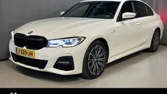 Gebruikt 2019 BMW 330 Executive Sedan | € 31.950 (Eerlijke prijs)
