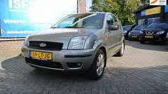 Gebruikt 2003 Ford Fusion Trend MPV | € 750 (Eerlijke prijs)