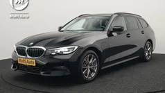 Gebruikt 2020 BMW 330e Sport Line Stationwagen | € 30.740 (Eerlijke prijs)