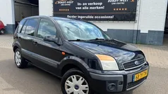 Zwart Gebruikt 2006 Ford Fusion Ghia MPV | € 1.150 (Eerlijke prijs)