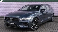 Blauw Gebruikt 2025 Volvo V60 Plus Stationwagen | € 50.394 (Eerlijke prijs)