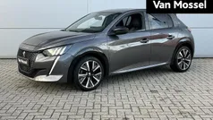Gebruikt 2021 Peugeot 208 GT Hatchback | € 16.940 (Eerlijke prijs)