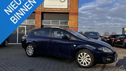 Occasion Seat Leon 125 PK (91 kW) 2010 Blauw Hatchback
