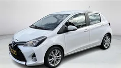 Gebruikt 2015 Toyota Yaris Hybrid Hatchback | € 12.880 (Eerlijke prijs)