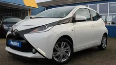 Gebruikt 2016 Toyota Aygo X-play Hatchback | € 10.888 (Goede deal)
