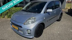 Grijs Gebruikt 2005 Daihatsu Sirion Hatchback | € 3.750 (Eerlijke prijs)