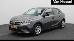 Grijs, metallic lak Gebruikt 2020 Opel Corsa Edition Hatchback | € 11.400 (Eerlijke prijs)