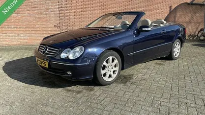 Blauw Gebruikt 2004 Mercedes 240 Elegance Cabriolet | € 7.995 (Eerlijke prijs)
