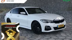 Wit Gebruikt 2020 BMW 320 Efficient Dynamics Sedan | € 31.500 (Eerlijke prijs)