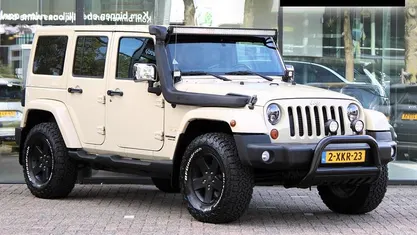 Bruin Gebruikt 2011 Jeep Wrangler Unlimited SUV | € 33.937 (Eerlijke prijs)