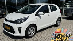 Clear white Gebruikt 2024 Kia Picanto Comfort Hatchback | € 14.900 (Eerlijke prijs)
