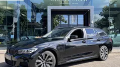 Zwart Gebruikt 2020 BMW 330e Stationwagen | € 31.745 (Eerlijke prijs)