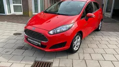 Rood Gebruikt 2014 Ford Fiesta Titanium Hatchback | € 6.245 (Goede deal)
