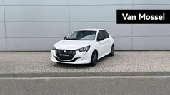 Wit Gebruikt 2022 Peugeot 208 Active Hatchback | € 15.940 (Eerlijke prijs)