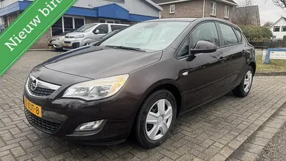 Occasion Opel Astra Edition 120 PK (88 kW) 2012 Hatchback