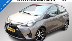 Grijs Gebruikt 2019 Toyota Yaris Connect Style Hatchback | € 13.499 (Eerlijke prijs)