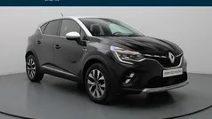Zwart metallic Gebruikt 2021 Renault Captur Intens SUV | € 16.990 (Eerlijke prijs)
