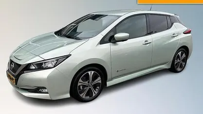 Occasion 2020 Nissan Leaf Tekna Hatchback | € 10.850 (Goede deal)