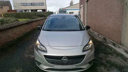 Grijs Occasion 2018 Opel Corsa Sedan | € 9.990 (Eerlijke prijs)