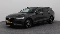 Gebruikt 2021 Volvo V60 Momentum Stationwagen | € 24.400 (Goede deal)