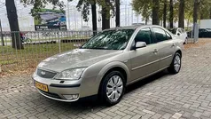 Gebruikt 2004 Ford Mondeo Sedan | € 1.244 (Eerlijke prijs)
